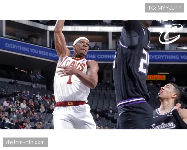 霍伊别尔激战中彰显领袖风范，助球队强势回暖迎突破